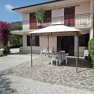 Casa vacanze Le Maree Essenze Di, Lacona