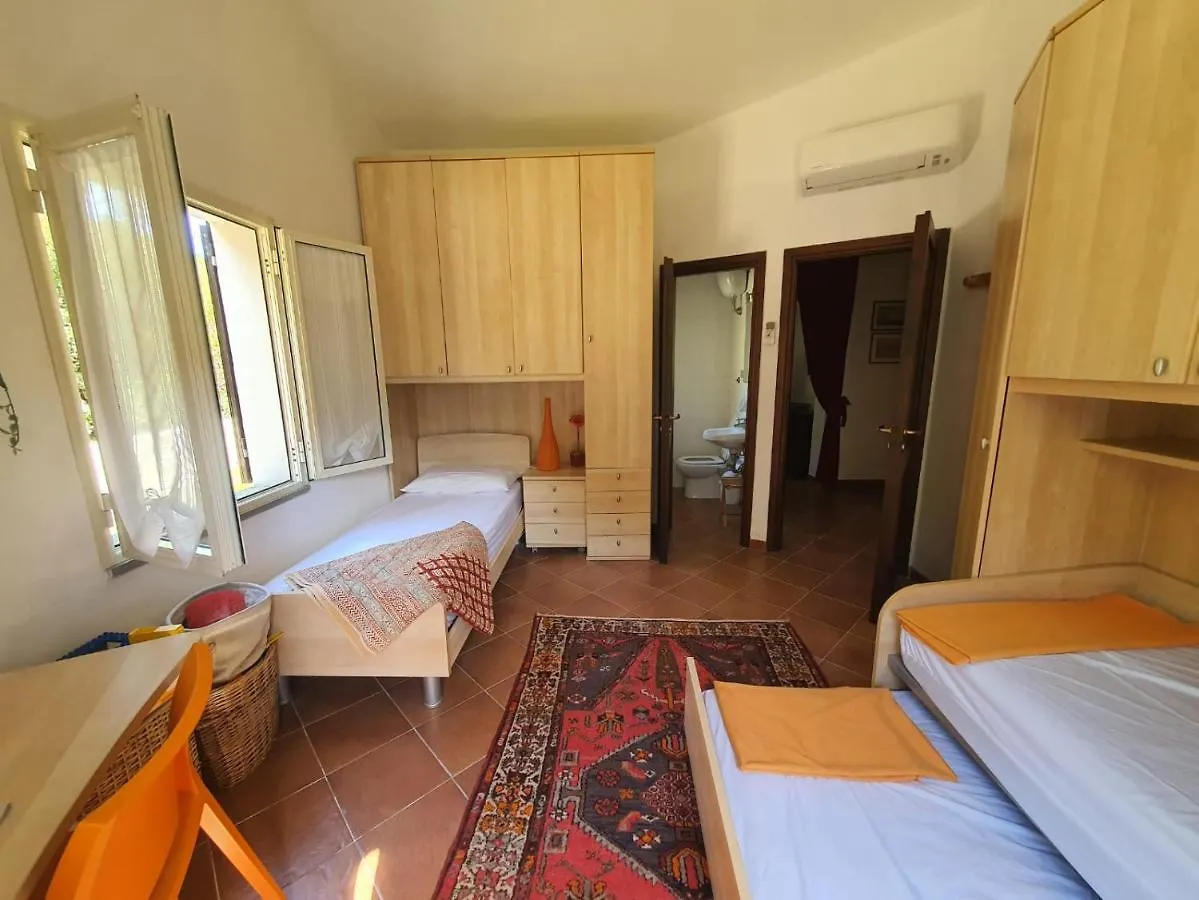 Lacona Holiday Villa Near The Beach Italy