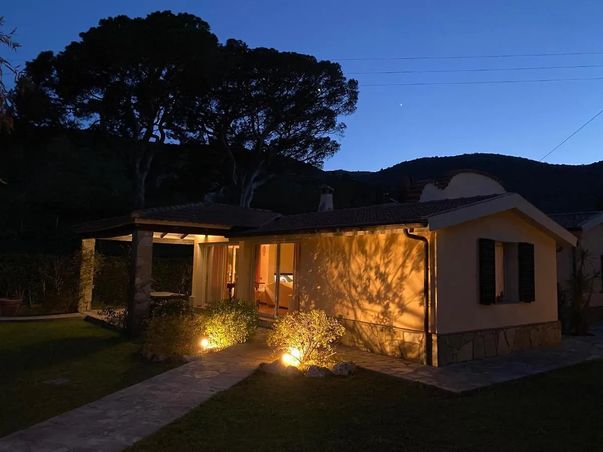 Lacona Holiday Villa Near The Beach Italy
