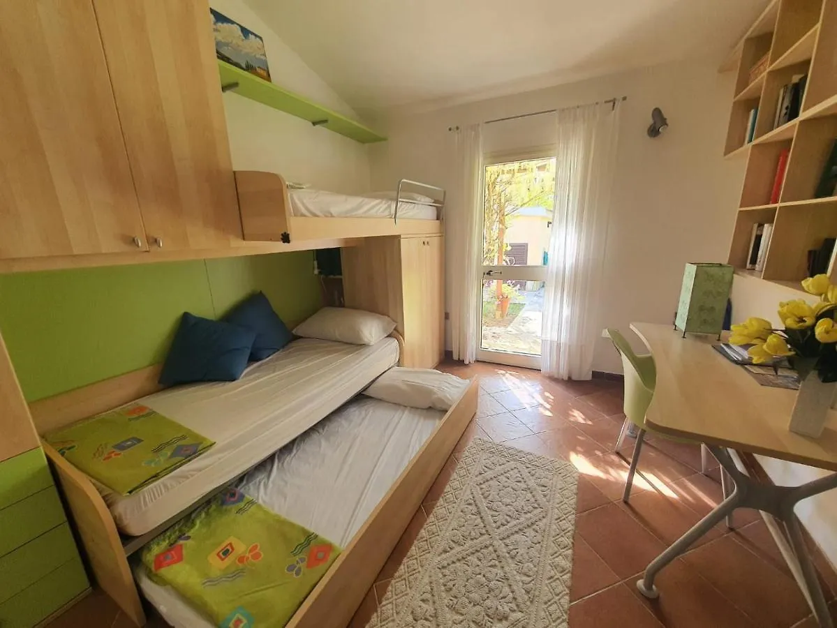 Lacona Holiday Villa Near The Beach